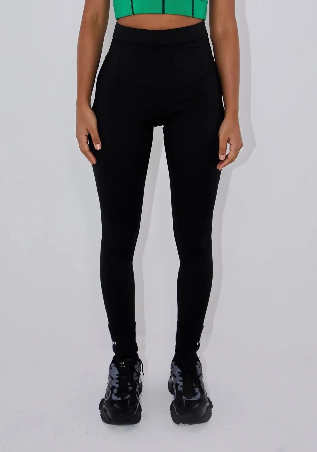 Gail Leggings - Black on Black