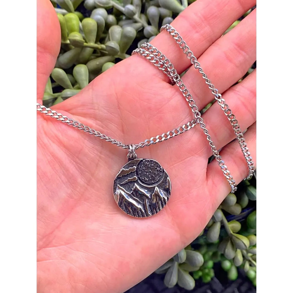 MOUNTAIN VIEW NECKLACE