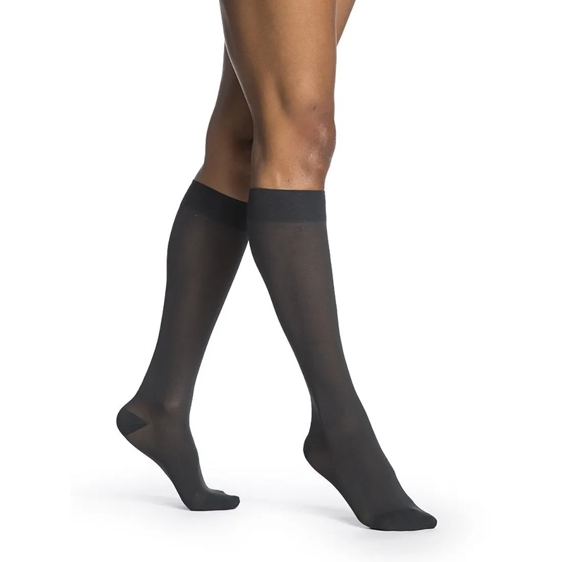 Sigvaris Medium Sheer Knee High