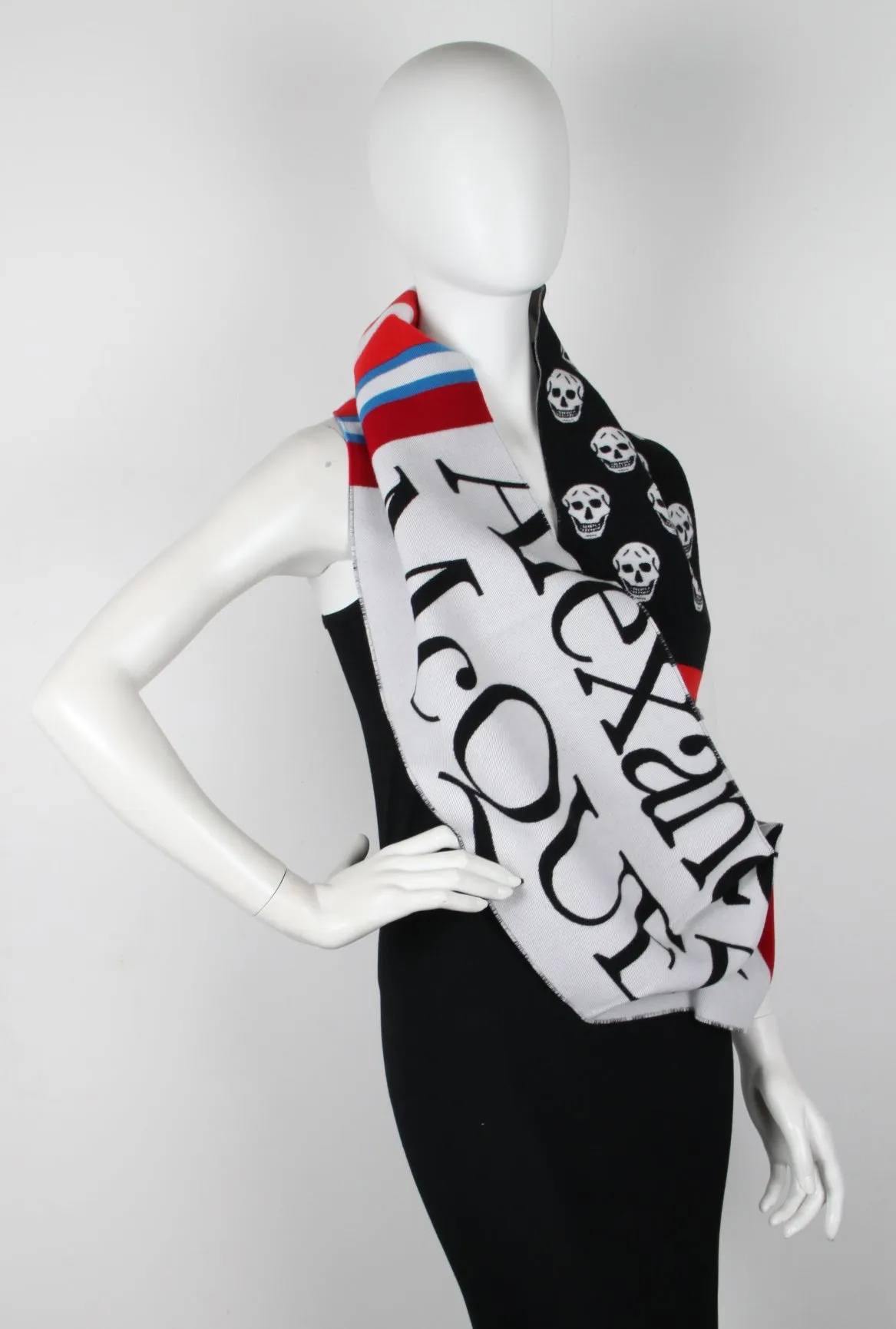 Skull and Stripes Logo Scarf, Black/Grey