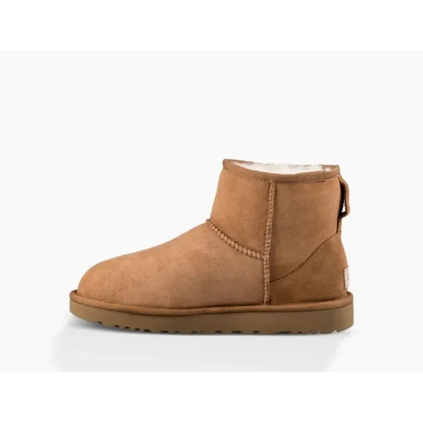 UGG Womens Classic Mini II Boot in Chestnut