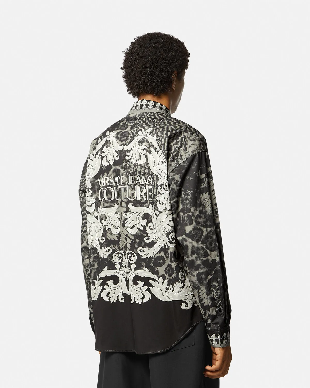 VERSACE JEANS  |Monogram Street Style Long Sleeves Cotton Tribal Logo Shirts