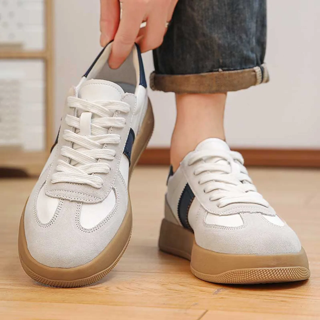 White blue stripe block casual shoe sneaker