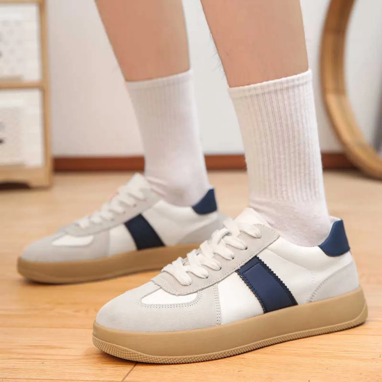 White blue stripe block casual shoe sneaker