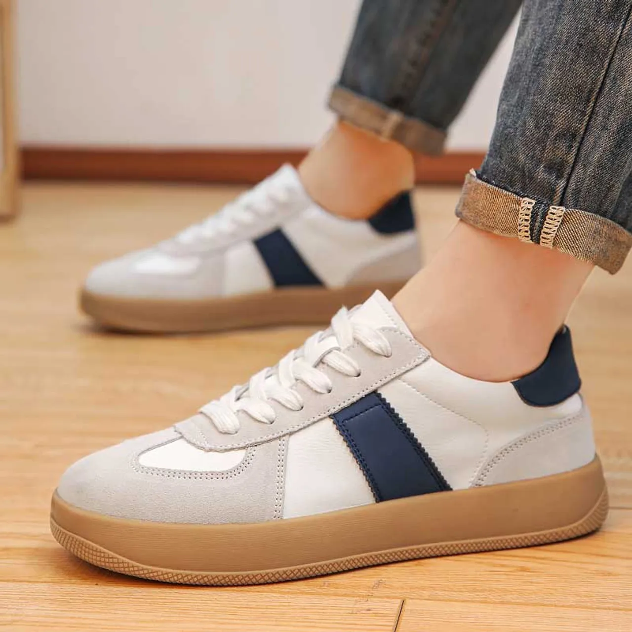 White blue stripe block casual shoe sneaker