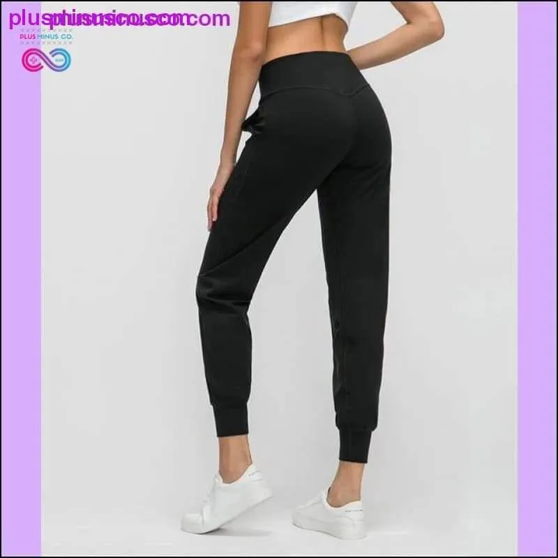 Women Naked-feel Fabric Loose Fit Sport Leggings