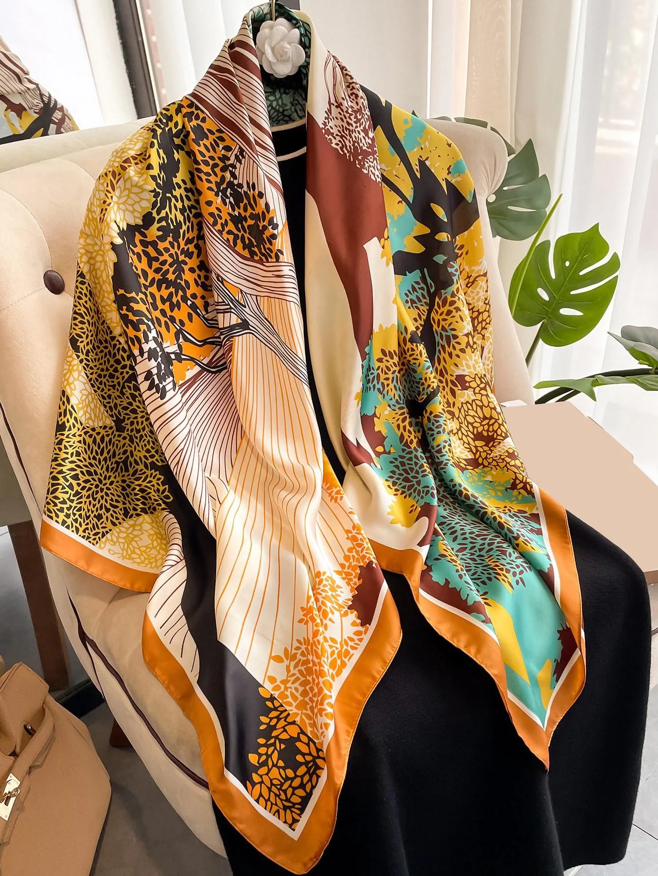 WRAP XL Square Printed Bandana Scarf 110x110cm